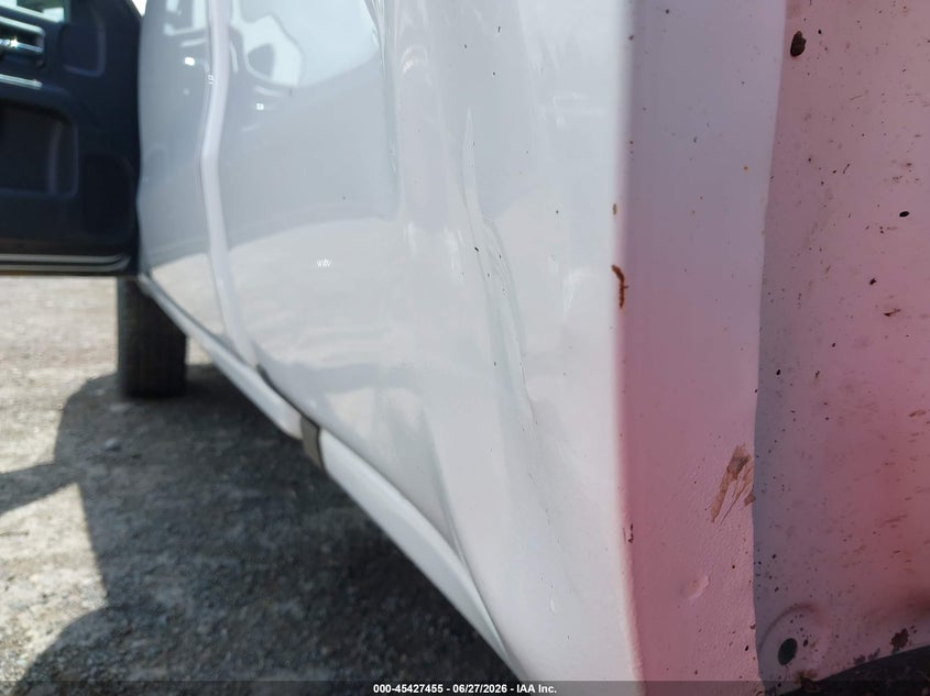 2017 Chevrolet Silverado VIN 1GC4KYCG0HF207127 IAAI salvage auction — NORMAL WEAR, Sf97 (Washington), sold $5,100 on 2026-07-29 (photo 6)
