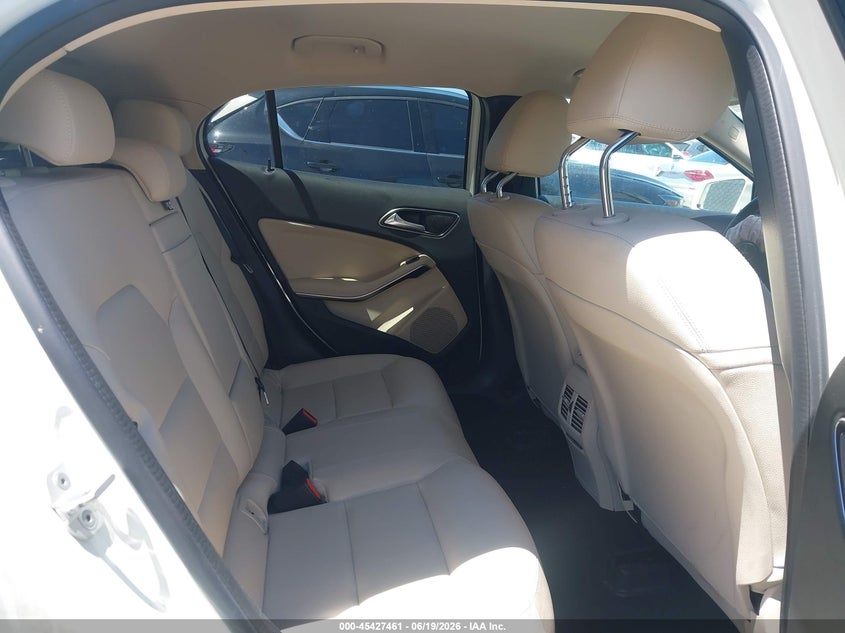 2018 Mercedes-benz Gla-klasse VIN WDCTG4EB4JJ443252 IAAI salvage auction — RIGHT FRONT, Salvage (California), sold $5,850 on 2026-07-27 (photo 8)