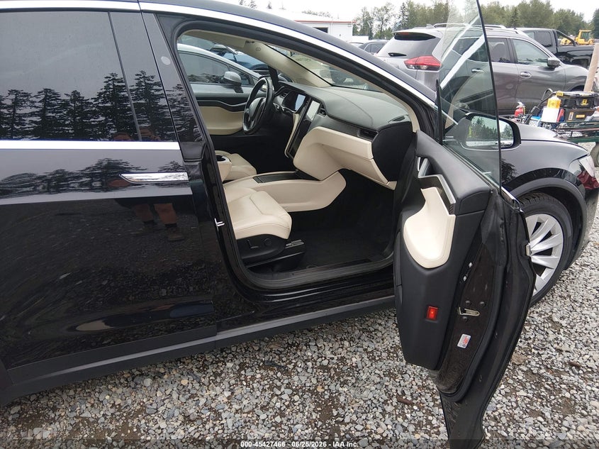 2018 Tesla Model x VIN 5YJXCBE21JF109453 IAAI salvage auction — REAR END, Bill Of Sale (Washington), sold $9,000 on 2026-07-08 (photo 5)