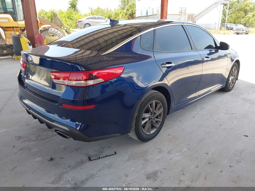 2020 Kia Optima VIN 5XXGT4L34LG416137 IAAI salvage auction — NORMAL WEAR, Clear (Florida), sold $3,450 on 2026-07-21 (photo 4)