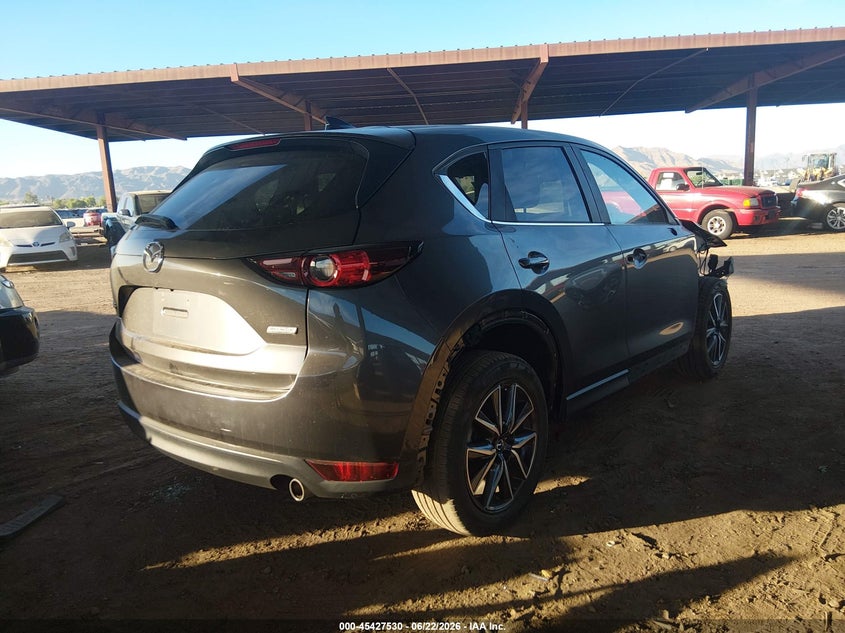 2018 Mazda Cx-5 VIN JM3KFACM7J0401680 IAAI salvage auction — RIGHT FRONT, Salvage Title, sold $3,400 on 2026-07-28 (photo 4)
