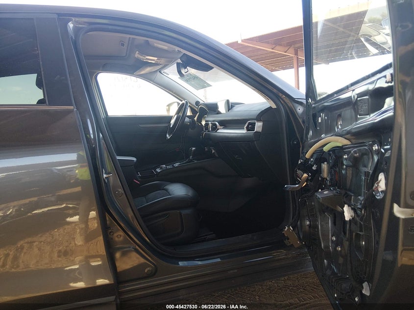 2018 Mazda Cx-5 VIN JM3KFACM7J0401680 IAAI salvage auction — RIGHT FRONT, Salvage Title, sold $3,400 on 2026-07-28 (photo 5)