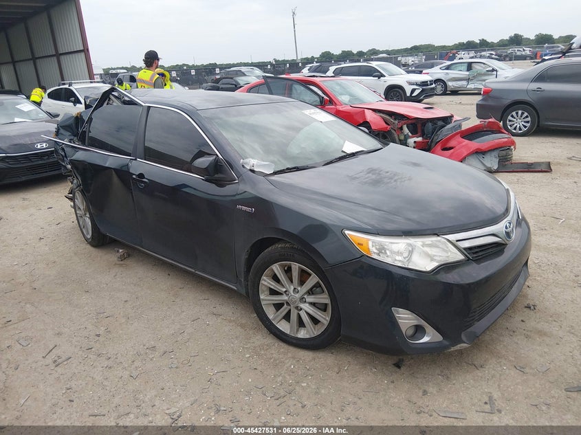 2013 Toyota Camry VIN 4T1BD1FK4DU083048 IAAI salvage auction — REAR END, Wait Title, sold $625 on 2026-08-25 (photo 1)