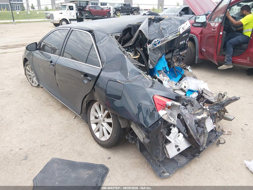 2013 Toyota Camry VIN 4T1BD1FK4DU083048 IAAI salvage auction — REAR END, Wait Title, sold $625 on 2026-08-25 (photo 3)