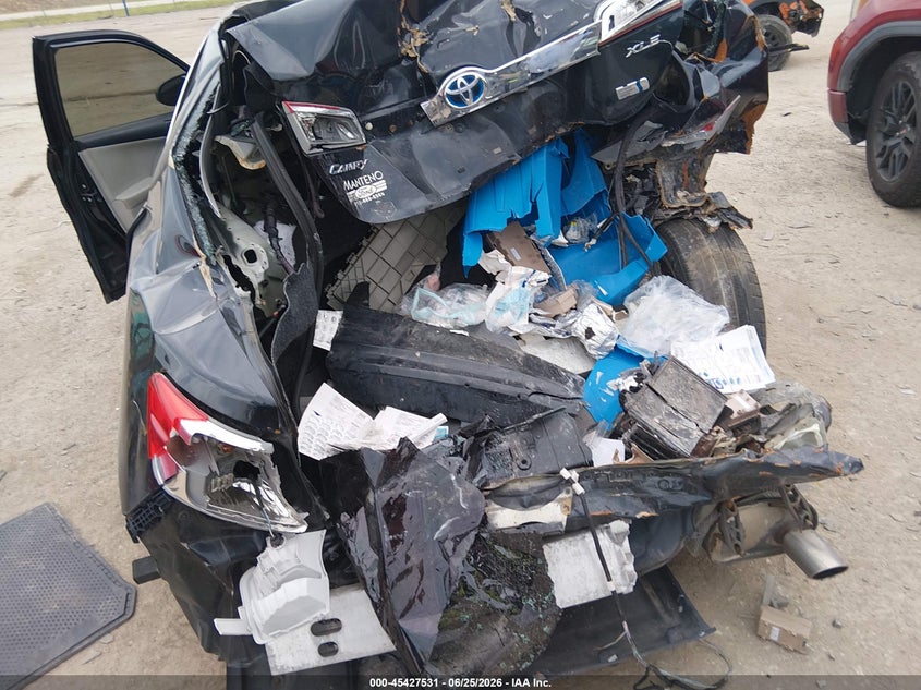 2013 Toyota Camry VIN 4T1BD1FK4DU083048 IAAI salvage auction — REAR END, Wait Title, sold $625 on 2026-08-25 (photo 6)