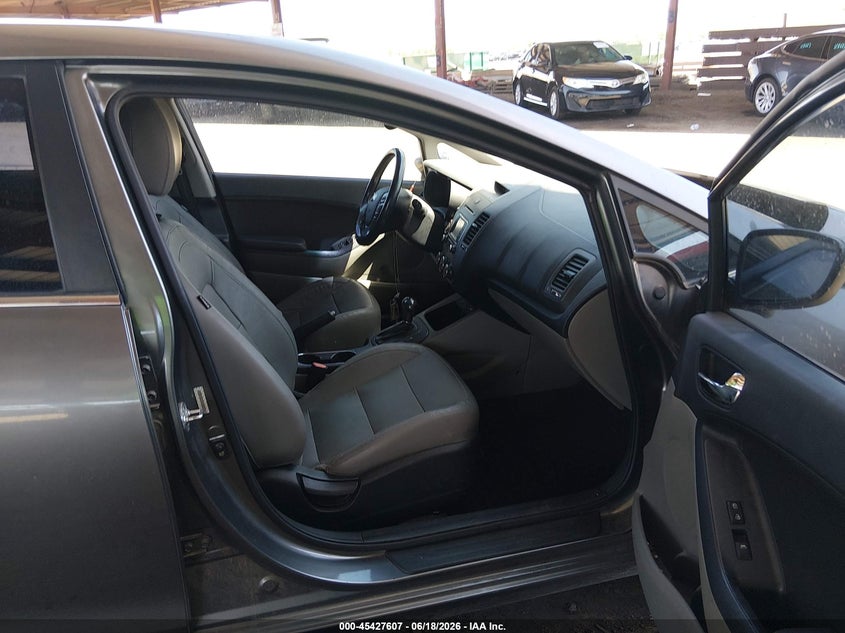 2015 Kia Forte VIN KNAFX5A82F5345224 IAAI salvage auction — LEFT FRONT, Salvage (Arizona), sold $1,100 on 2026-07-14 (photo 5)