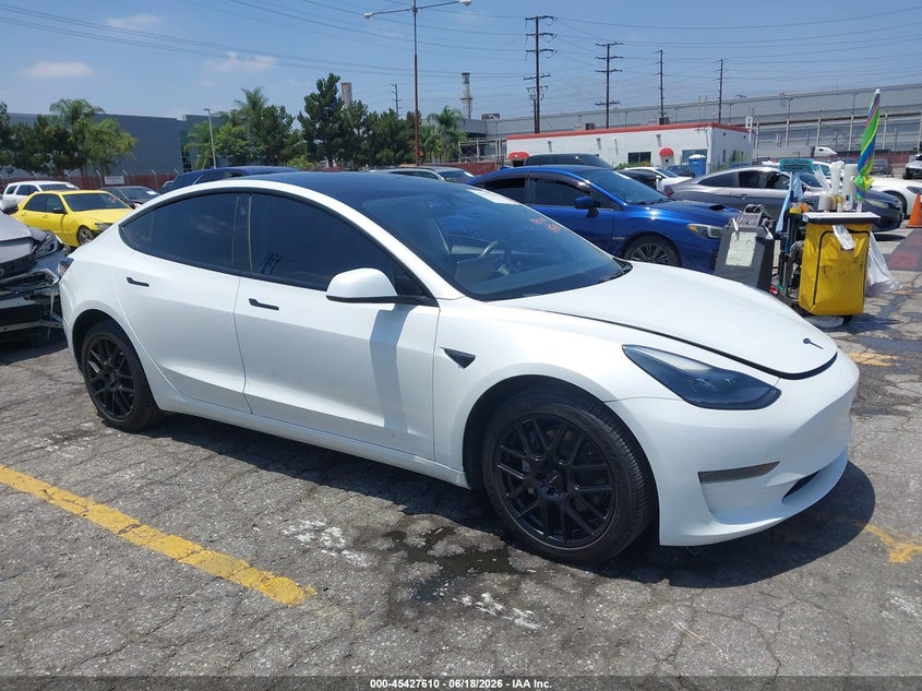 2023 Tesla Model 3 VIN 5YJ3E1EAXPF396620 IAAI salvage auction — FRONT END, Salvage Title, sold $4,250 on 2026-07-29 (photo 1)