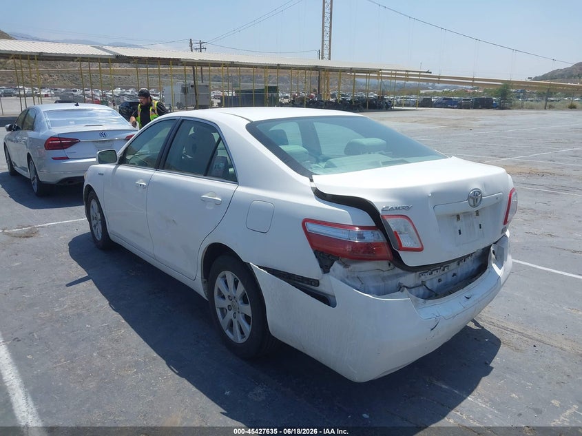 2007 Toyota Camry hybrid VIN JTNBB46K973029990 IAAI salvage auction — FRONT & REAR, Salvage (California), sold $25 on 2026-07-22 (photo 3)