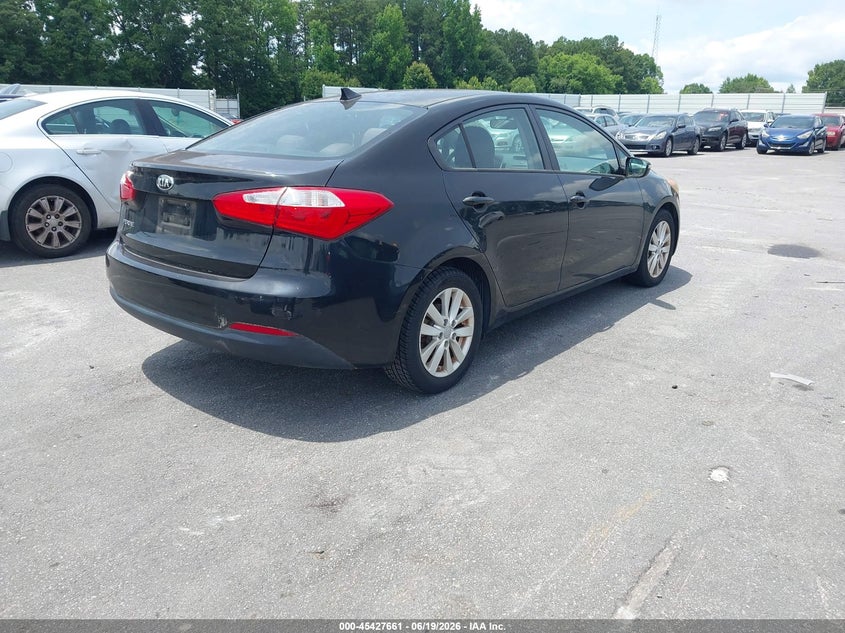 2015 Kia Forte VIN KNAFX4A69F5353734 IAAI salvage auction — NORMAL WEAR, Repossession Paperwork (Georgia), sold $1,900 on 2026-07-15 (photo 4)