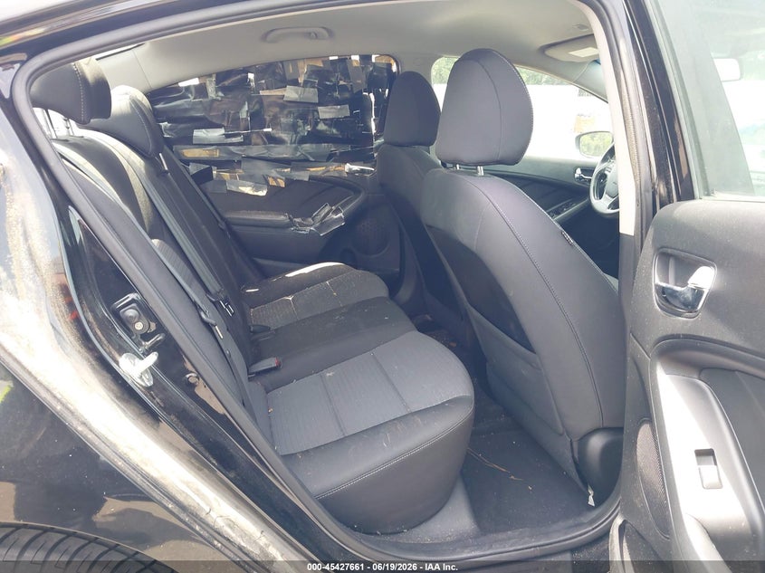 2015 Kia Forte VIN KNAFX4A69F5353734 IAAI salvage auction — NORMAL WEAR, Repossession Paperwork (Georgia), sold $1,900 on 2026-07-15 (photo 8)