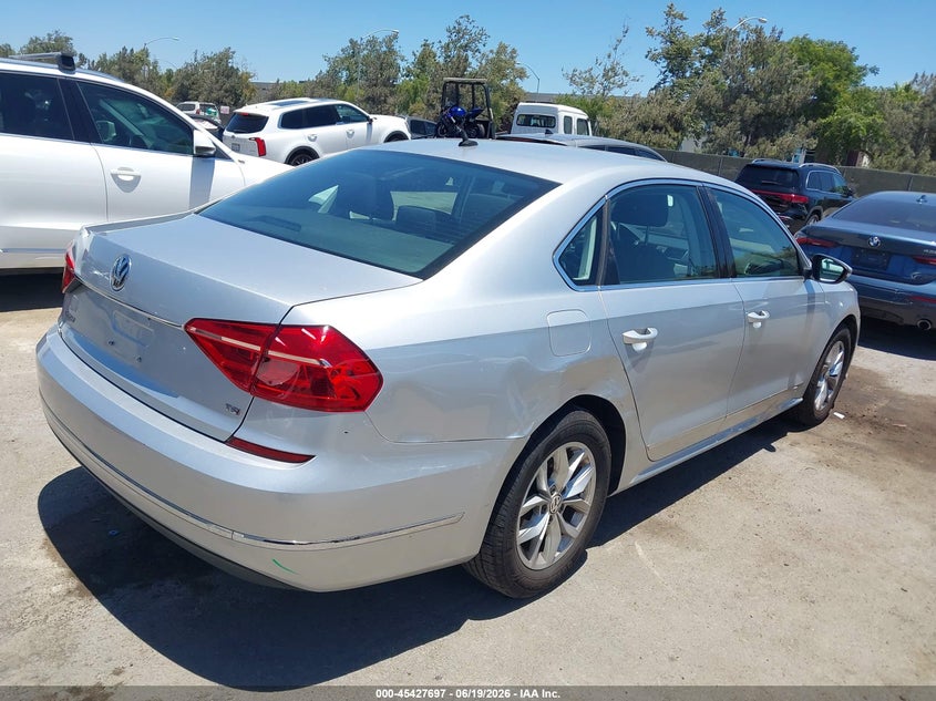 2016 Volkswagen Passat VIN 1VWAS7A3XGC029172 IAAI salvage auction — SIDE, Salvage Title, sold $1,550 on 2026-07-28 (photo 4)