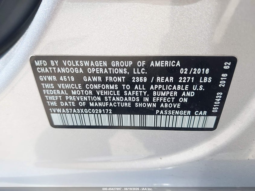 2016 Volkswagen Passat VIN 1VWAS7A3XGC029172 IAAI salvage auction — SIDE, Salvage Title, sold $1,550 on 2026-07-28 (photo 9)