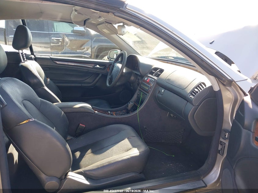 2003 Mercedes-benz Clk-class VIN WDBLK65G73T136742 IAAI salvage auction — FRONT END, Salvage (California), sold $300 on 2026-07-28 (photo 5)
