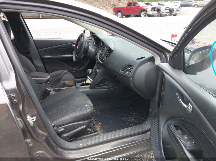 2015 Dodge Dart VIN 1C3CDFBB6FD309724 IAAI salvage auction — VANDALISM, Salvage Title, sold $350 on 2026-07-31 (photo 5)