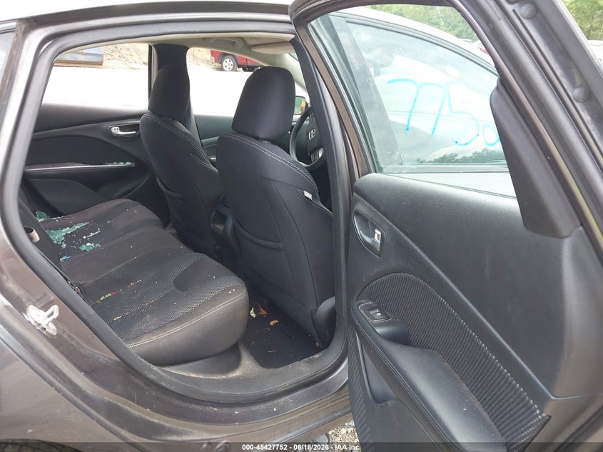 2015 Dodge Dart VIN 1C3CDFBB6FD309724 IAAI salvage auction — VANDALISM, Salvage Title, sold $350 on 2026-07-31 (photo 8)