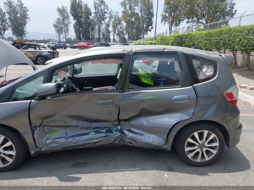 2013 Honda Fit VIN JHMGE8H60DC057874 IAAI salvage auction — SIDE, Salvage (California), sold $925 on 2026-07-14 (photo 6)