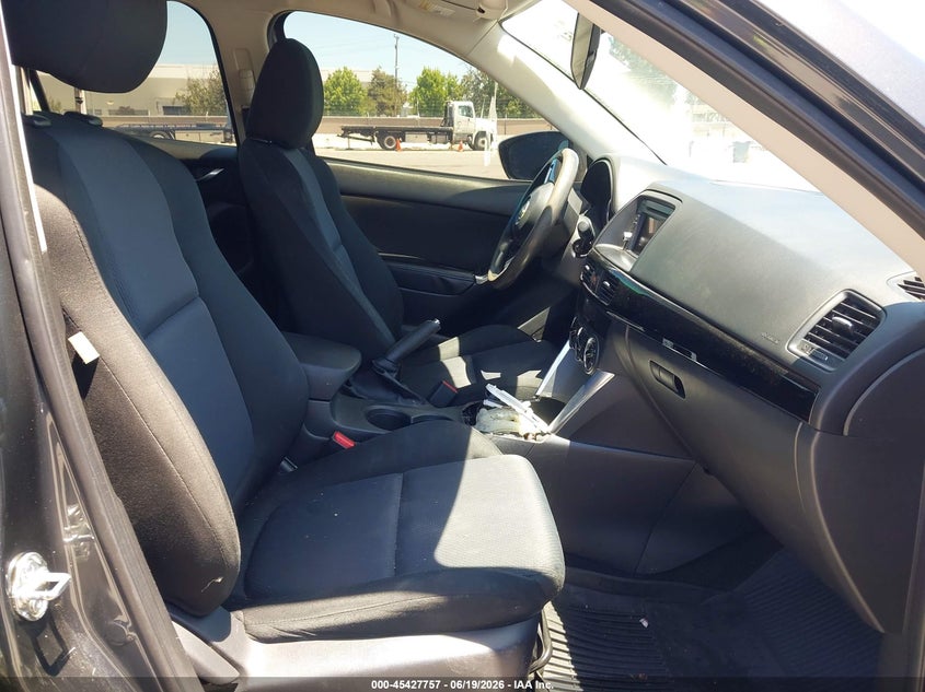 2014 Mazda Cx-5 VIN JM3KE4BE8E0335998 IAAI salvage auction — NORMAL WEAR, Clear - Dealer Only (California), sold $2,100 on 2026-07-06 (photo 5)