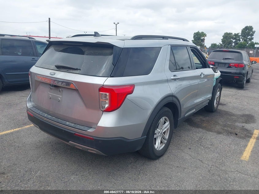 2023 Ford Explorer VIN 1FMSK7DH5PGC39620 IAAI salvage auction — FRONT END, Salvage Title, sold $7,400 on 2026-07-29 (photo 4)