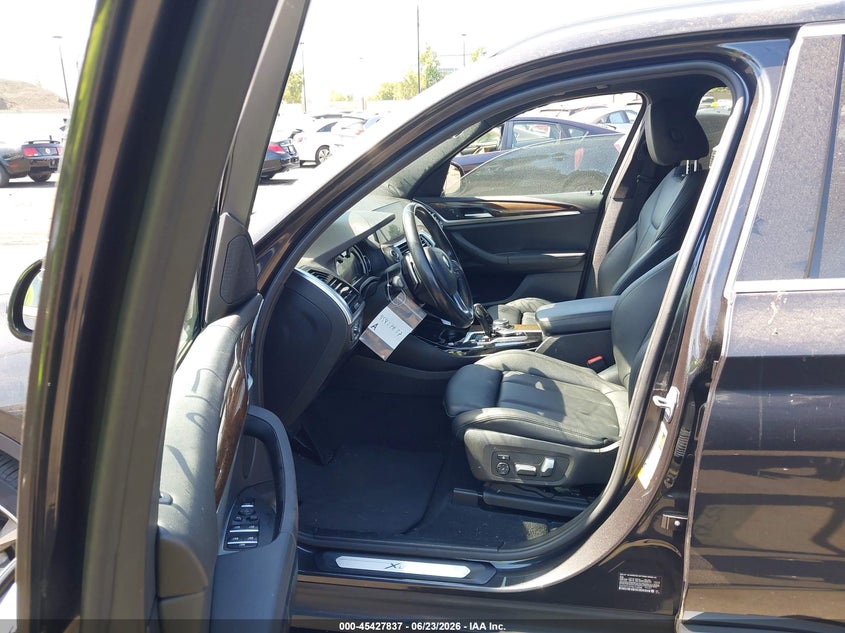 2019 BMW X3 VIN 5UXTR7C57KLF24090 IAAI salvage auction — RIGHT REAR, Salvage Title, sold $7,800 on 2026-07-31 (photo 5)