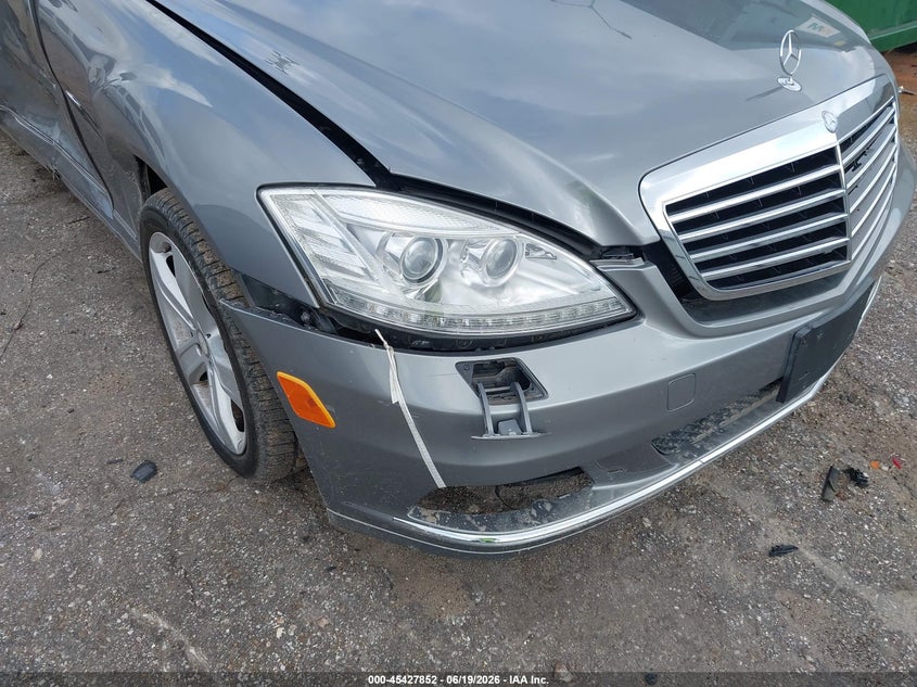 2012 Mercedes-benz S-klasse VIN WDDNG7DB4CA446694 IAAI salvage auction — RIGHT SIDE, Salvage Title, sold $2,100 on 2026-08-05 (photo 6)