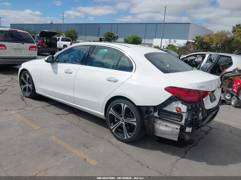 2024 Mercedes-benz C-klasse VIN W1KAF4GB0RR177289 IAAI salvage auction — REAR END, Salvage Title, sold $15,500 on 2026-07-29 (photo 3)