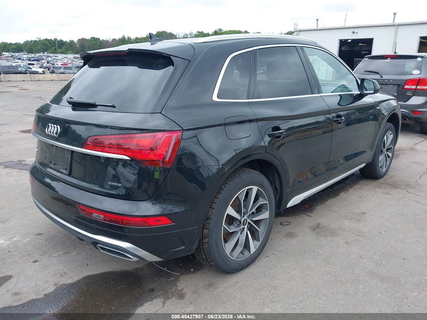 2024 Audi Q5 VIN WA1GAAFY9R2008110 IAAI salvage auction — LEFT REAR, Wait Title, sold $25 on 2026-09-10 (photo 4)