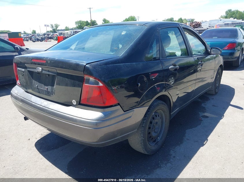 2007 Ford Focus VIN 1FAFP34N67W248179 IAAI salvage auction — FRONT & REAR, Clear (Utah), sold $275 on 2026-07-09 (photo 4)