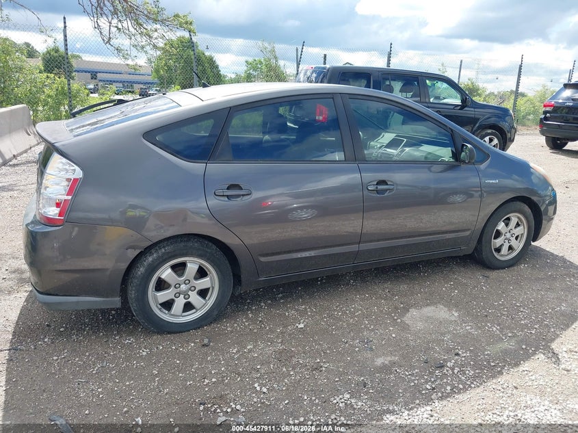 2007 Toyota Prius VIN JTDKB20U873209027 IAAI salvage auction — NORMAL WEAR, Clear-Endorsement (Wisconsin), sold $600 on 2026-07-14 (photo 4)