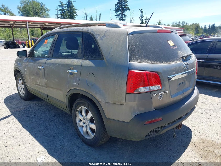 2013 Kia Sorento VIN 5XYKTDA27DG319094 IAAI salvage auction — NORMAL WEAR, Clear-Dealer Only (Alaska), sold $725 on 2026-07-29 (photo 3)