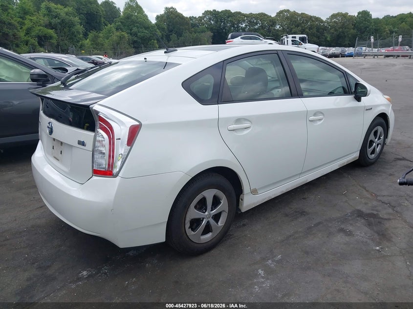 2014 Toyota Prius VIN JTDKN3DU2E1794025 IAAI salvage auction — NORMAL WEAR, Clear (North Carolina), sold $3,950 on 2026-07-23 (photo 4)
