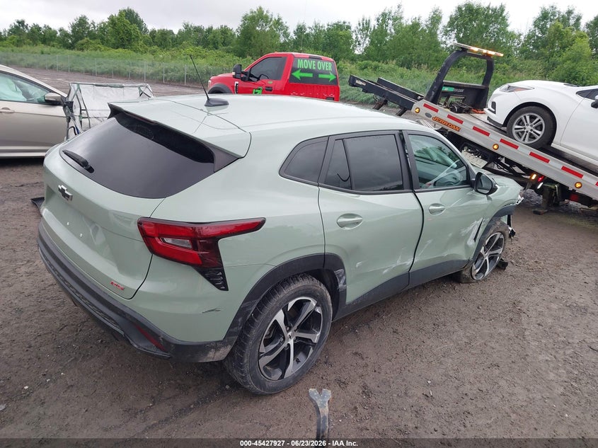 2024 Chevrolet Trax VIN KL77LGE25RC228979 IAAI salvage auction — FRONT END, Salvage Title, sold $1,550 on 2026-07-30 (photo 4)