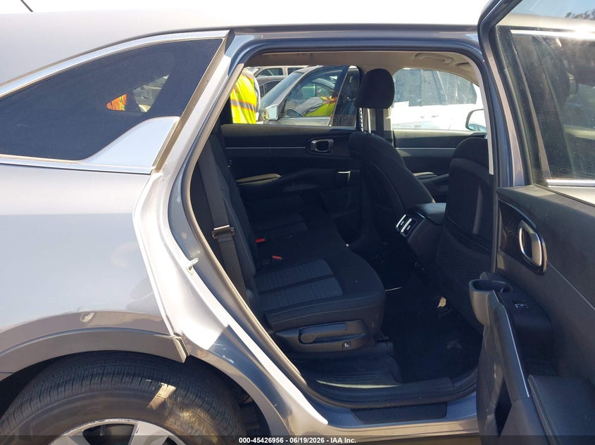 2023 Kia Sorento VIN 5XYRG4LC2PG165715 IAAI salvage auction — REAR END, Salvage (California), sold $5,550 on 2026-07-17 (photo 8)