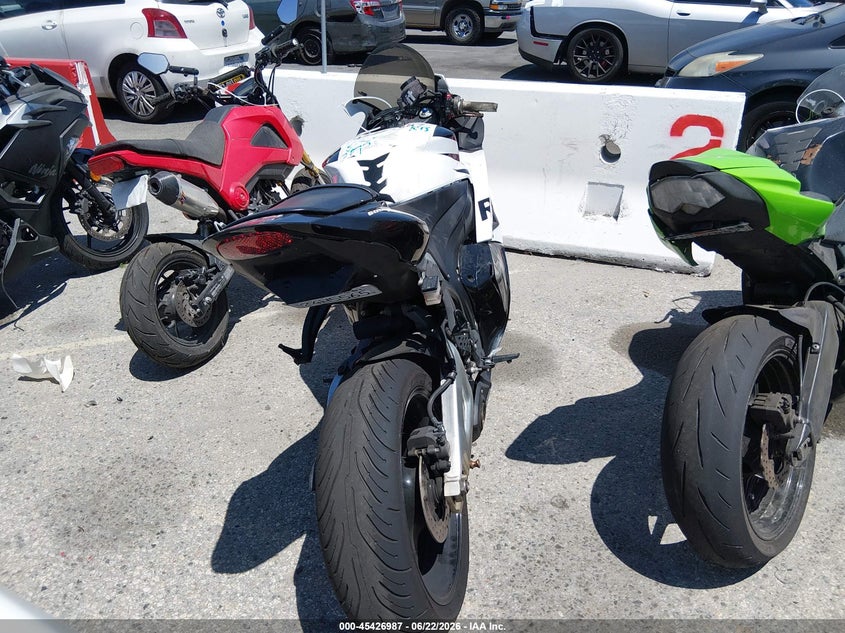 2011 Honda Cbr600 VIN JH2PC4012BK400081 IAAI salvage auction — FRONT END, Salvage (California), sold $2,100 on 2026-07-07 (photo 6)