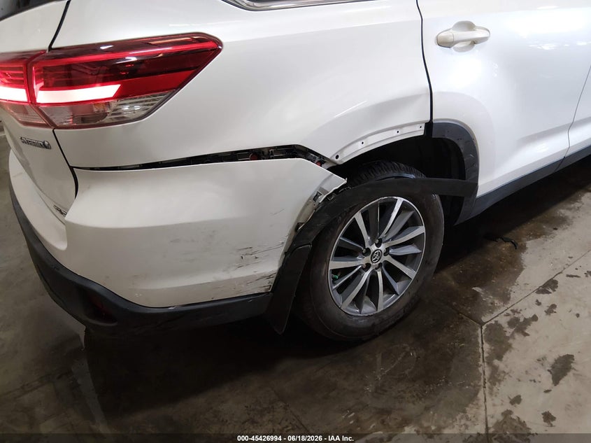 2019 Toyota Highlander VIN 5TDJGRFH4K5054080 IAAI salvage auction — REAR END, Salvage Title, sold $8,800 on 2026-07-12 (photo 6)