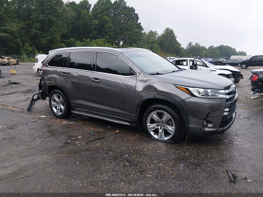 2017 Toyota Highlander VIN 5TDYZRFH9HS193185 IAAI salvage auction — RIGHT SIDE, Salvage Title, sold $6,900 on 2026-07-29 (photo 1)