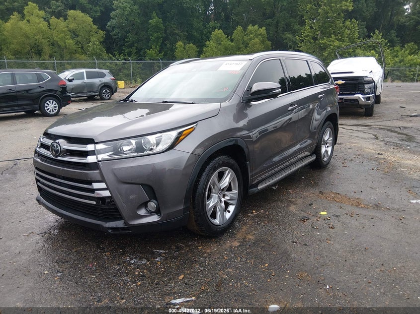 2017 Toyota Highlander VIN 5TDYZRFH9HS193185 IAAI salvage auction — RIGHT SIDE, Salvage Title, sold $6,900 on 2026-07-29 (photo 2)