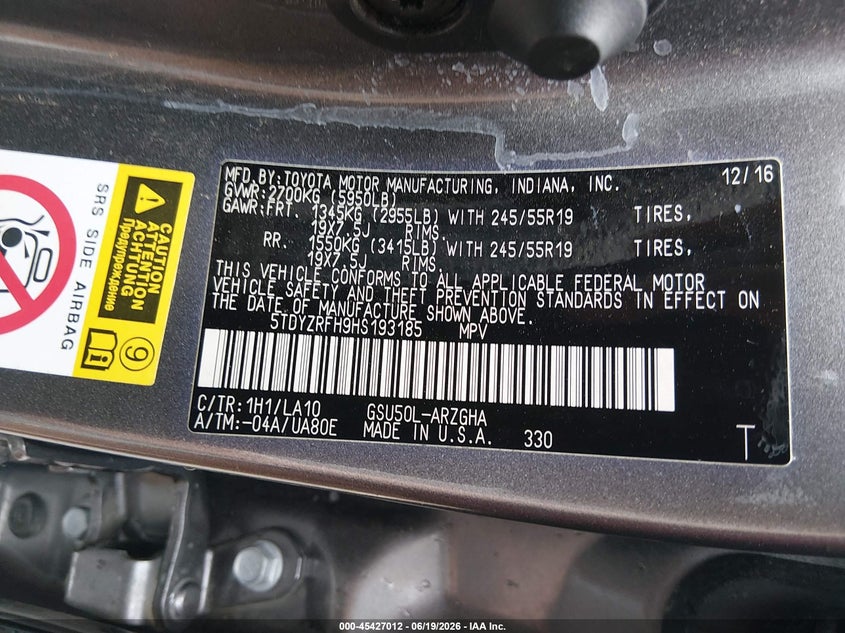 2017 Toyota Highlander VIN 5TDYZRFH9HS193185 IAAI salvage auction — RIGHT SIDE, Salvage Title, sold $6,900 on 2026-07-29 (photo 9)