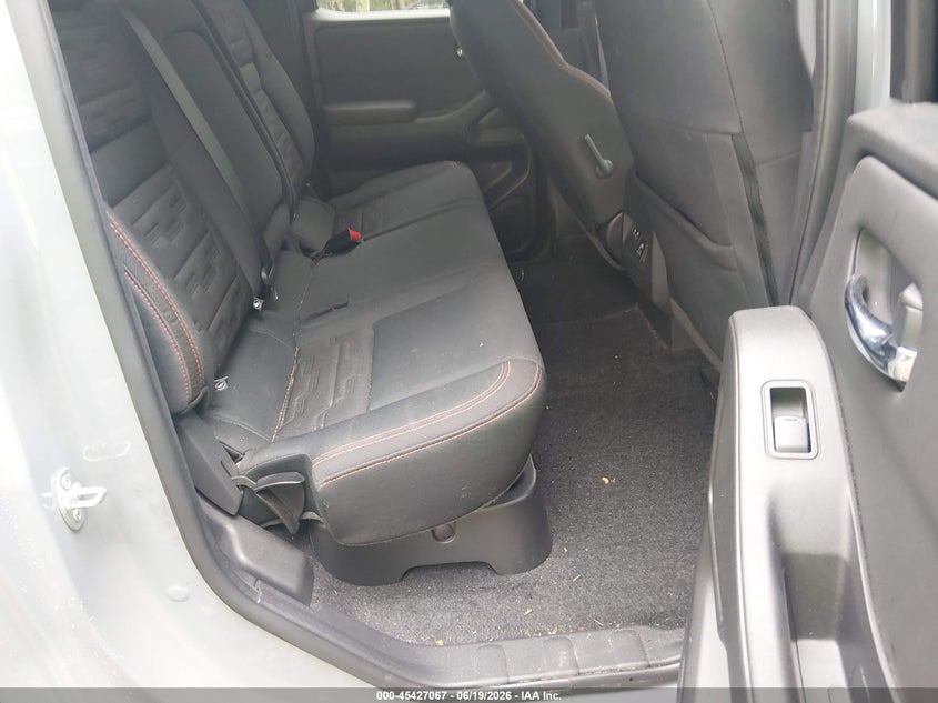 2024 Nissan Navara (frontier) VIN 1N6ED1EK0RN618877 IAAI salvage auction — REAR END, Salvage Title, sold $13,100 on 2026-08-01 (photo 8)