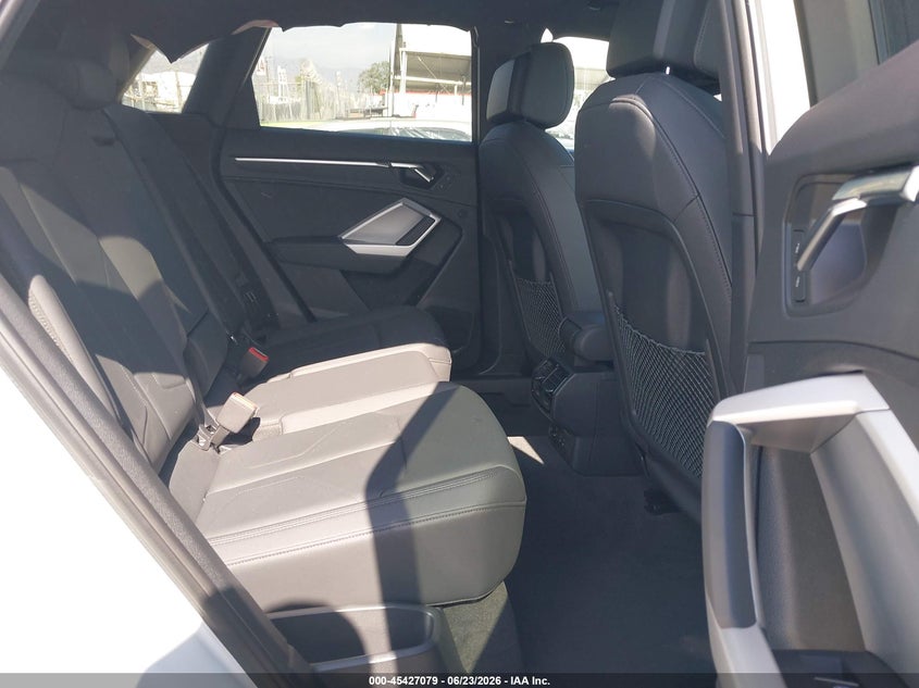 2024 Audi Q3 VIN WA1AUCF31R1117132 IAAI salvage auction — LEFT FRONT, Salvage Title, sold $7,300 on 2026-08-20 (photo 8)