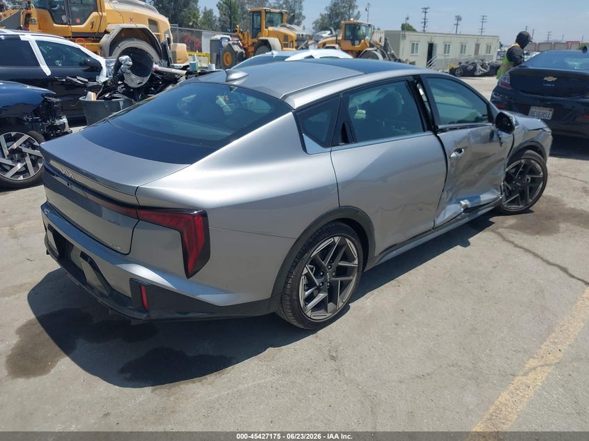 2025 Kia K4 VIN 3KPFW4DE0SE145748 IAAI salvage auction — SIDE, Salvage Title, sold $8,400 on 2026-08-02 (photo 4)