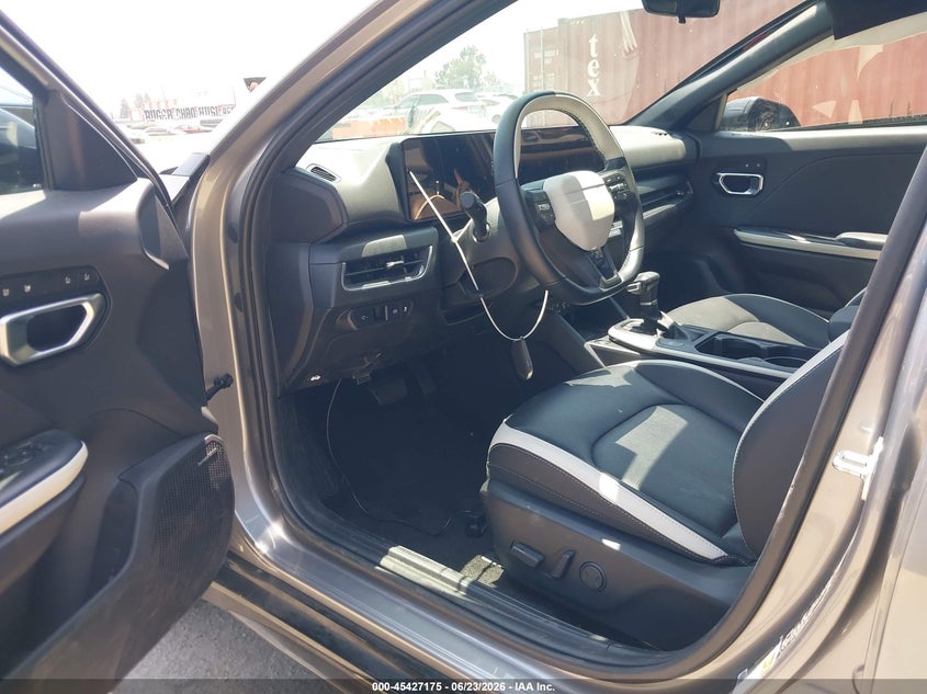 2025 Kia K4 VIN 3KPFW4DE0SE145748 IAAI salvage auction — SIDE, Salvage Title, sold $8,400 on 2026-08-02 (photo 5)