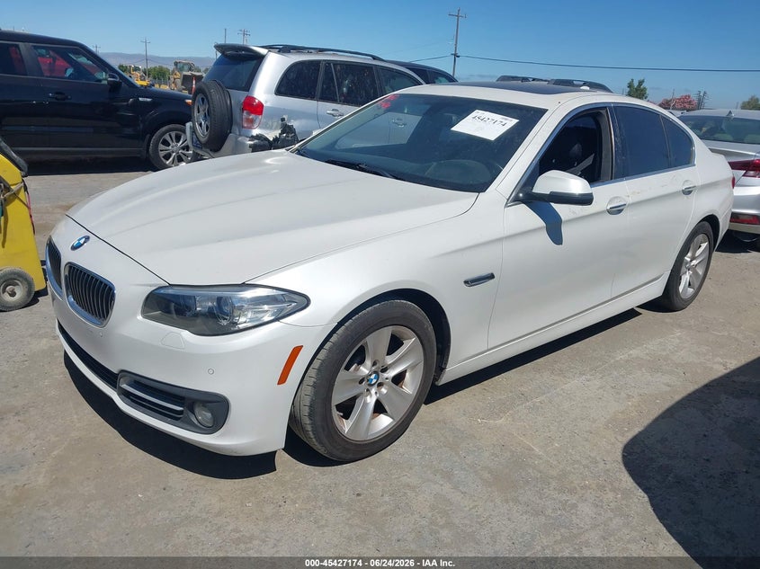 2015 BMW 5er VIN WBA5A5C5XFD516419 IAAI salvage auction — NORMAL WEAR, Clear - Dealer Only (California), sold $525 on 2026-07-09 (photo 2)