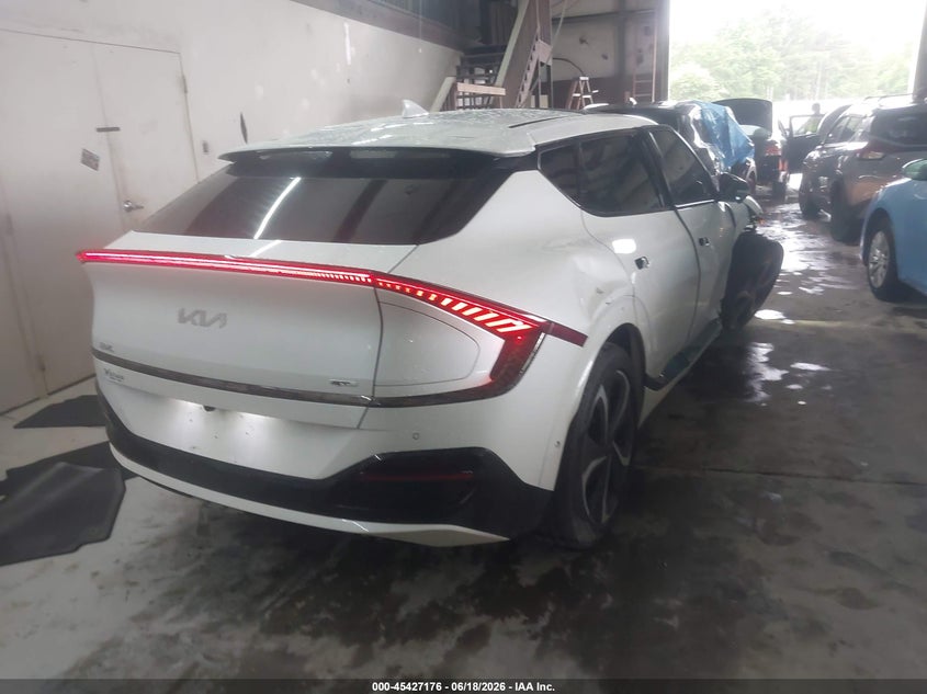 2022 Kia Ev6 VIN KNDC4DLC1N5056635 IAAI salvage auction — RIGHT SIDE, Salvage (Georgia), sold $10,000 on 2026-07-23 (photo 4)