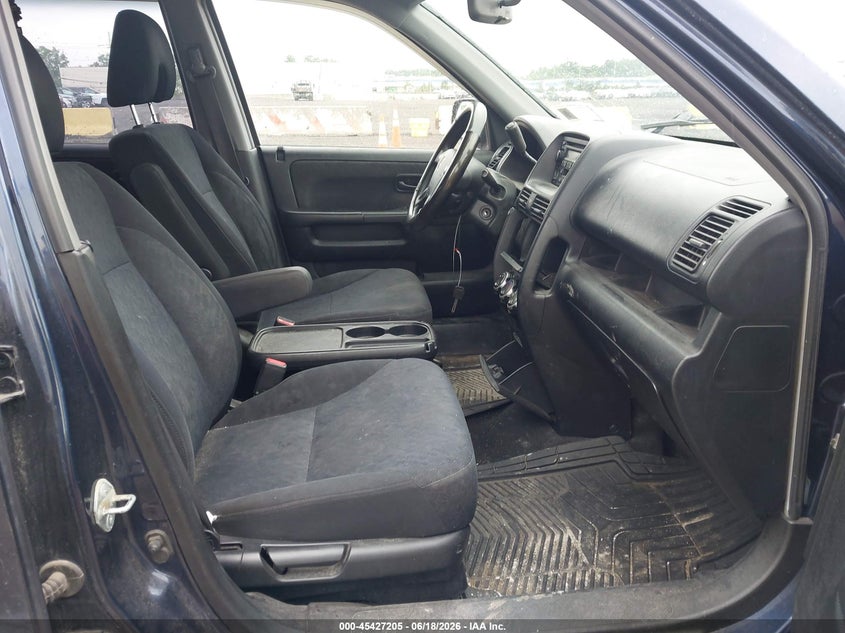 2006 Honda Cr-v VIN JHLRD68586C007562 IAAI salvage auction — NORMAL WEAR, Clear (New York), sold $575 on 2026-07-28 (photo 5)