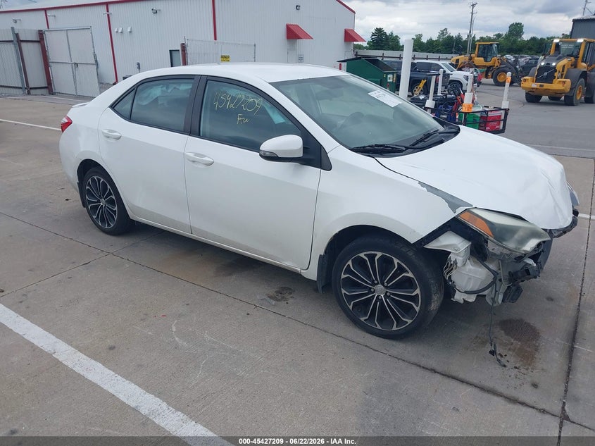 2015 Toyota Corolla VIN 5YFBURHE2FP230316 IAAI salvage auction — FRONT END, Clear (Indiana), sold $1,700 on 2026-07-17 (photo 1)