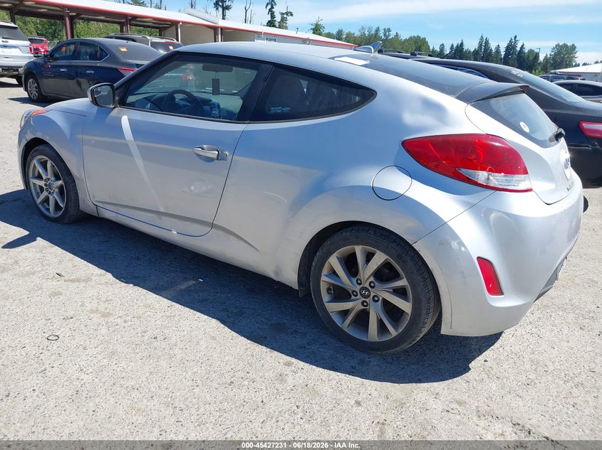 2016 Hyundai Veloster VIN KMHTC6AD9GU283618 IAAI salvage auction — RIGHT FRONT, Salvage Title, sold $425 on 2026-07-15 (photo 3)