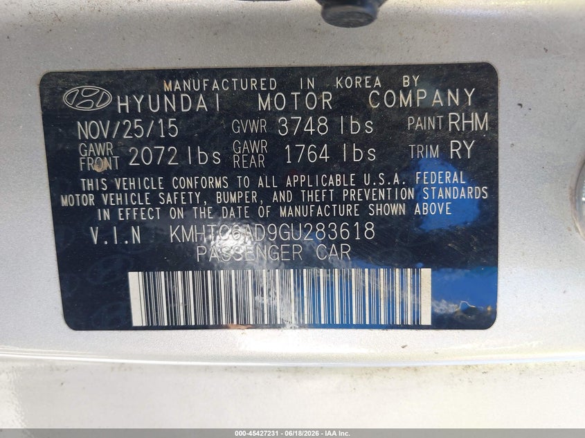2016 Hyundai Veloster VIN KMHTC6AD9GU283618 IAAI salvage auction — RIGHT FRONT, Salvage Title, sold $425 on 2026-07-15 (photo 9)