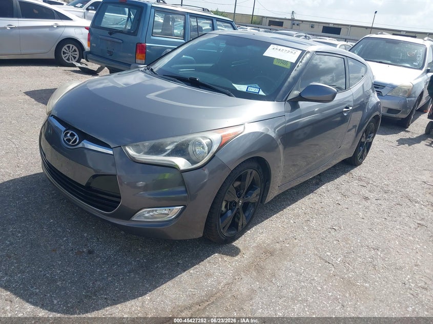 2017 Hyundai Veloster VIN KMHTC6AD8HU324287 IAAI salvage auction — RIGHT SIDE, Original (Texas), sold $1,800 on 2026-07-29 (photo 2)