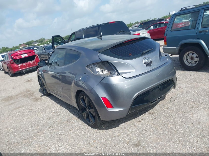 2017 Hyundai Veloster VIN KMHTC6AD8HU324287 IAAI salvage auction — RIGHT SIDE, Original (Texas), sold $1,800 on 2026-07-29 (photo 3)