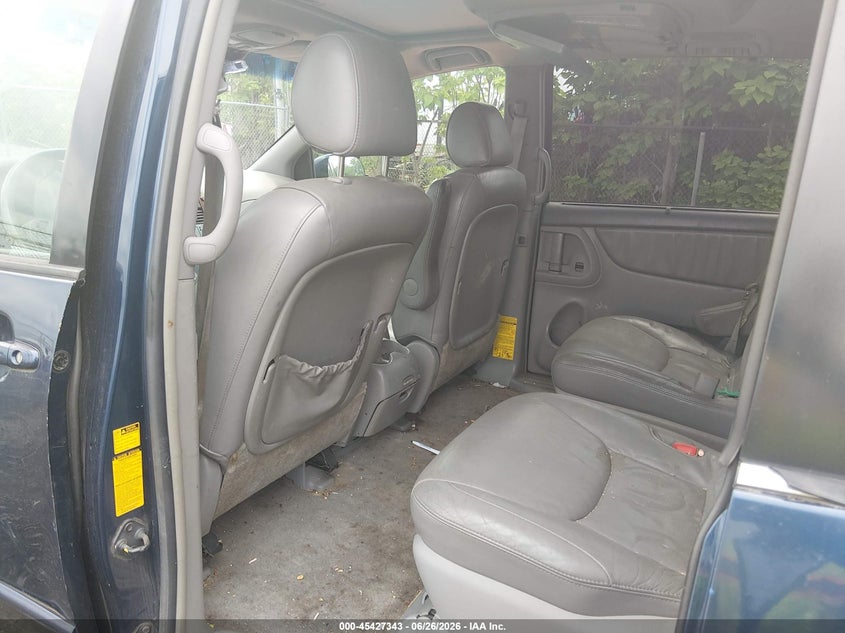 2005 Toyota Sienna VIN 5TDZA22C75S302655 IAAI salvage auction — NORMAL WEAR, Clear (New Jersey), sold $575 on 2026-07-29 (photo 8)